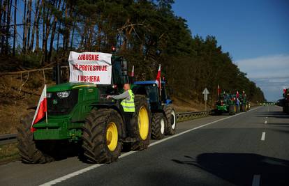 Poljski poljoprivrednici opet blokirali granicu prema Njemačkoj, kolaps u prometu