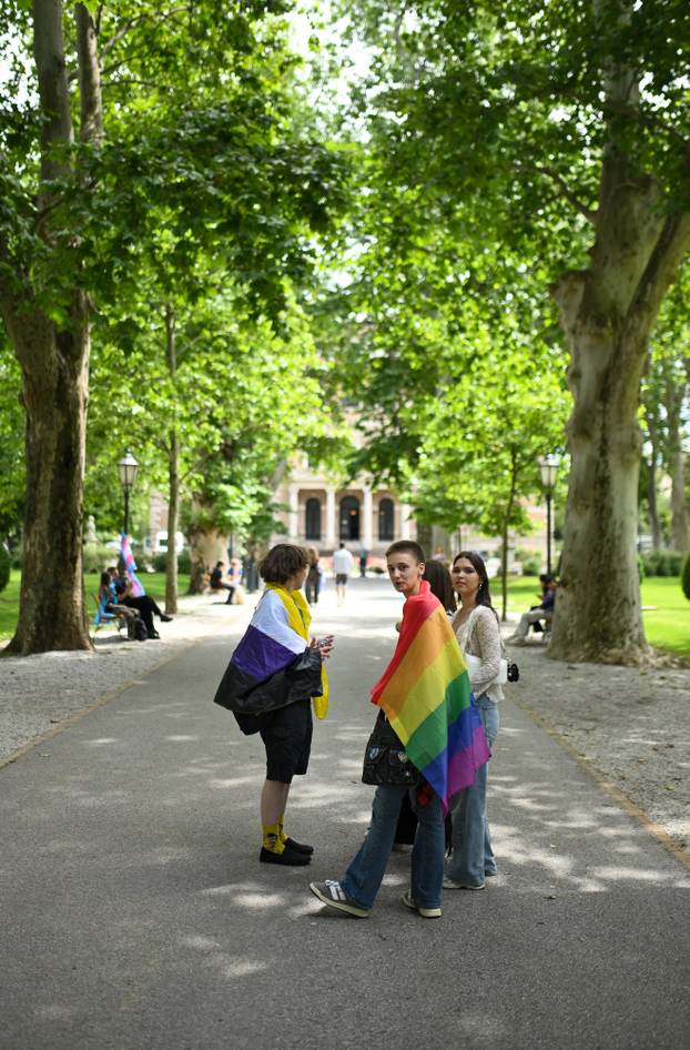 Zagreb: 25. Povorka ponosa LGBTIQ zajednice "Korak po korak, iskorak!"