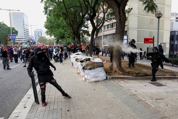 Spanish unions call a general strike in solidarity with Palestinians in Gaza, in Barcelona
