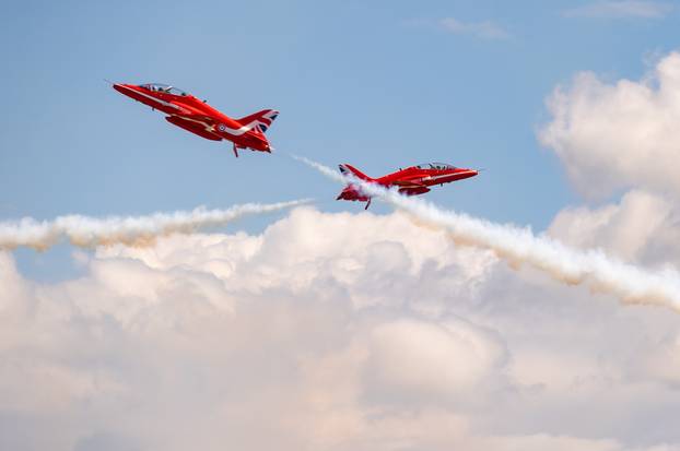 Zadar: Krila Oluje i akrobatska grupa Britanskog ratnog zrakoplovstva predstavili letačke programe