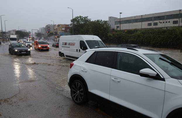 Split: Prometni kolaps zbog kiše