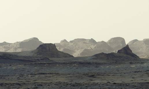 Marsovska praskozorja:  Rover snimio fascinantne fotografije prvih zraka zore na Marsu