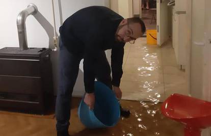 Tomašević pomogao susjedu s poplavom: Teška je ovo godina