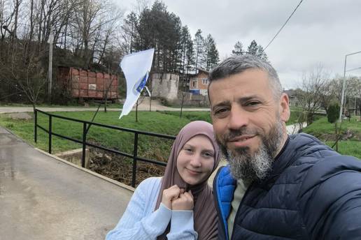 Ujak ubijene Hane (15) u Grazu: 'Zvao sam je, nije mi se javljala. Slomljeni smo. Naš rajski cvijet'