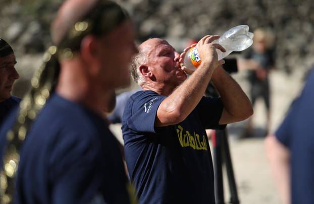 ARHIVA: Utakmica na dnu isušenog Modrog jezera koje danas doseže rekordan vodostaj