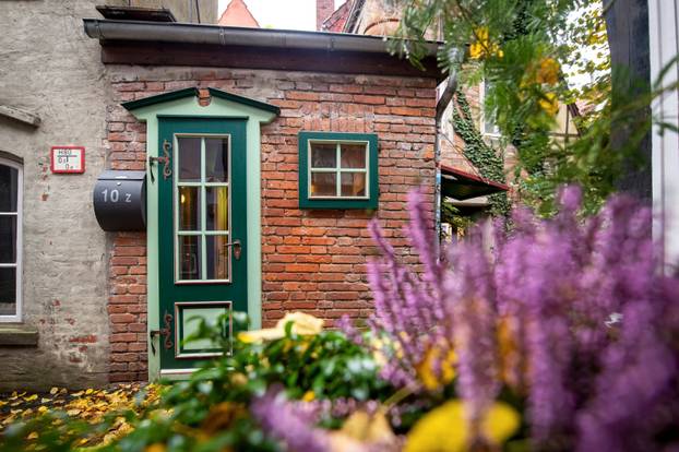 Bremen's smallest house for sale