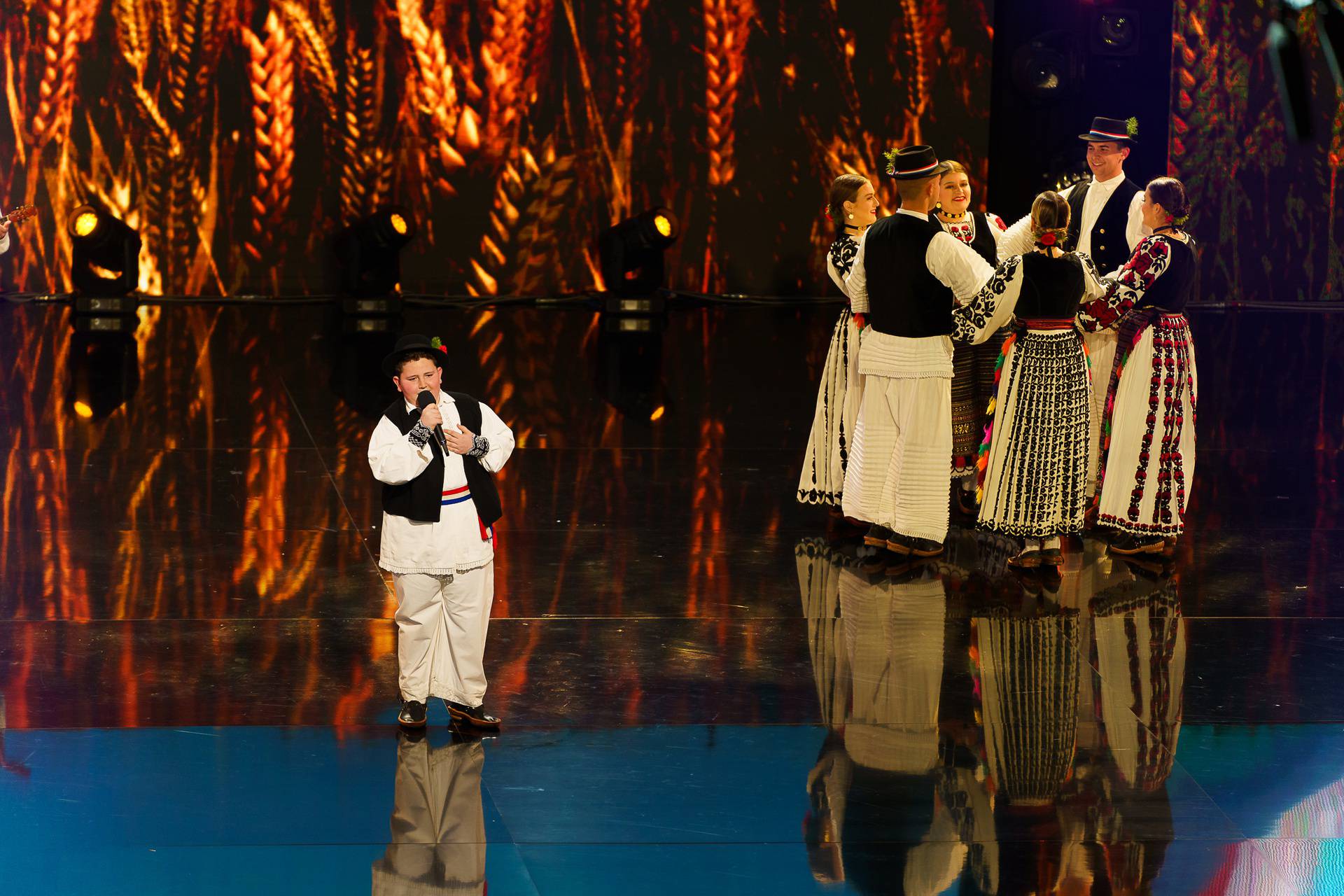 Hrvatska je izabrala, Anatacha je osvojila titulu 'Supertalenta', kući odnosi čak 200.000 kuna