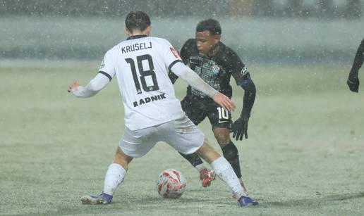 VIDEO Vukovar i Slaven Belupo remizirali u snje&zcaron;nom spektaklu