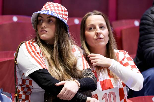 Malmo: Navijači Hrvatske i Mađarske na rukometnoj utakmici EHF prvenstva