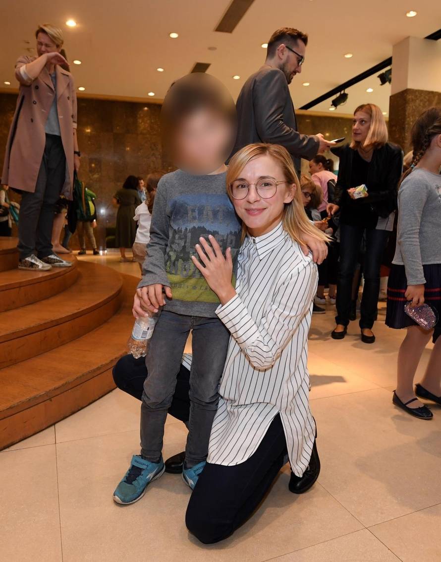 'Ježeva kućica' oduševila djecu i poznate roditelje u Lisinskom