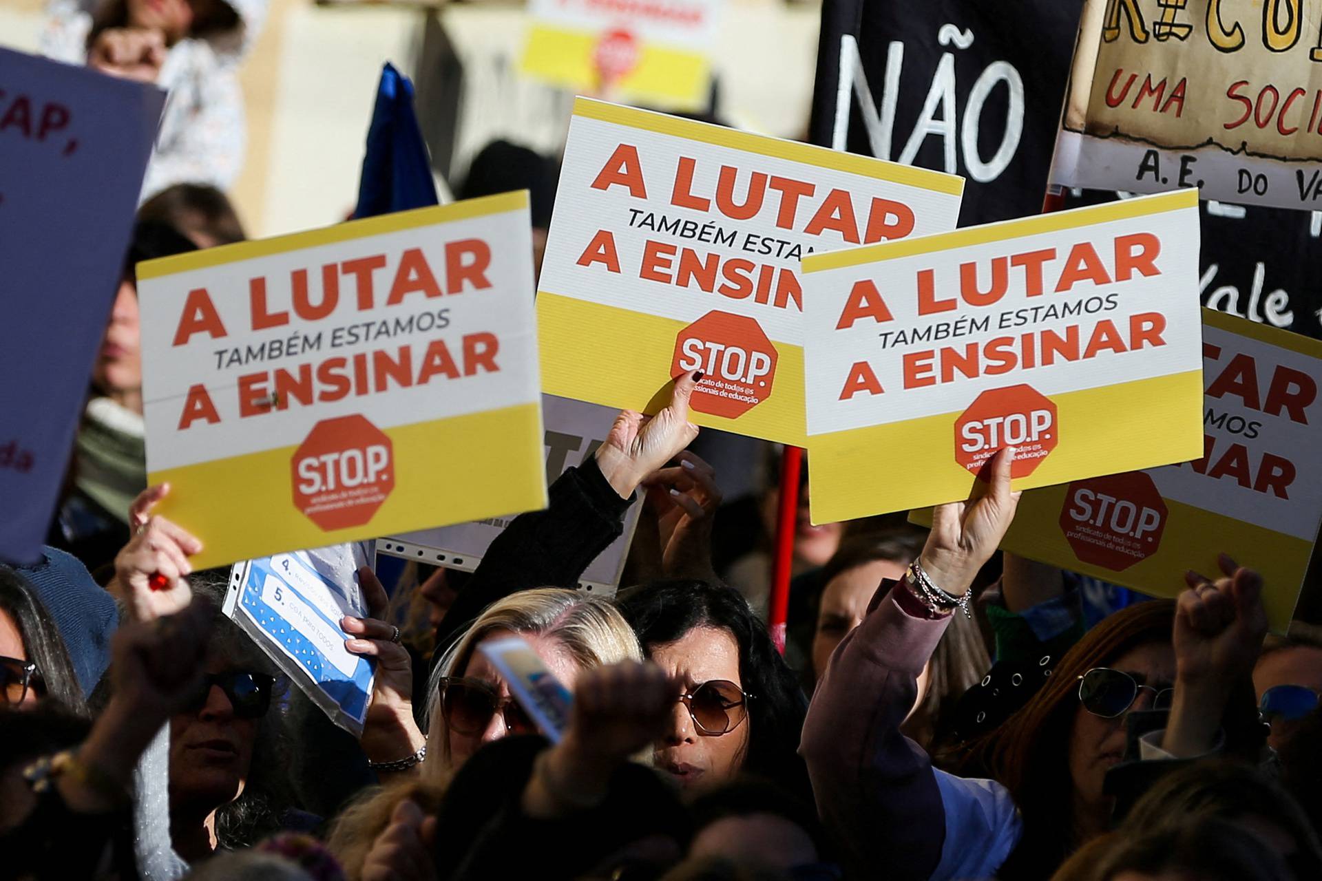 School workers demonstrate for better salaries and working conditions in Lisbon