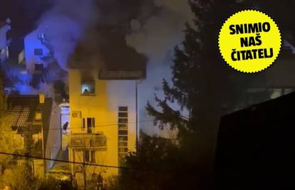 Dramatična snimka: Pogledajte kako vatrogasci spašavaju ženu iz požara kuće u Zagrebu