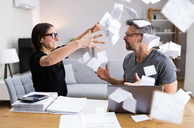 Ovih 30 iznimno toksičnih osobina sabotiraju vašu vezu