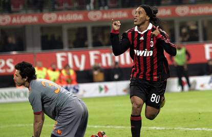 Ronaldinho: Sva sreća što je Ancelotti otišao odavde  