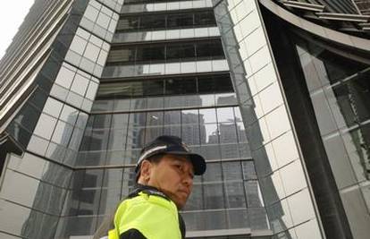 Hong Kong: U padu kroz dizalo poginulo 5 radnika