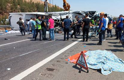 Turska: Najmanje 32 mrtva u dvjema prometnim nesrećama