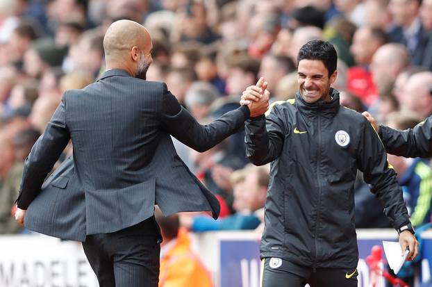 Premier League - Stoke City v Manchester City