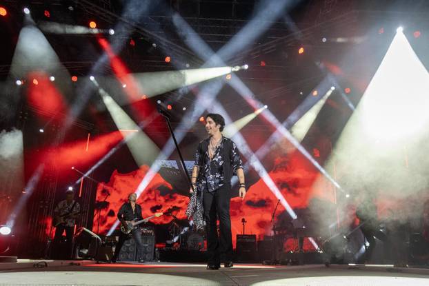 Pula: Parni valjak održao koncert u prepunoj Areni 