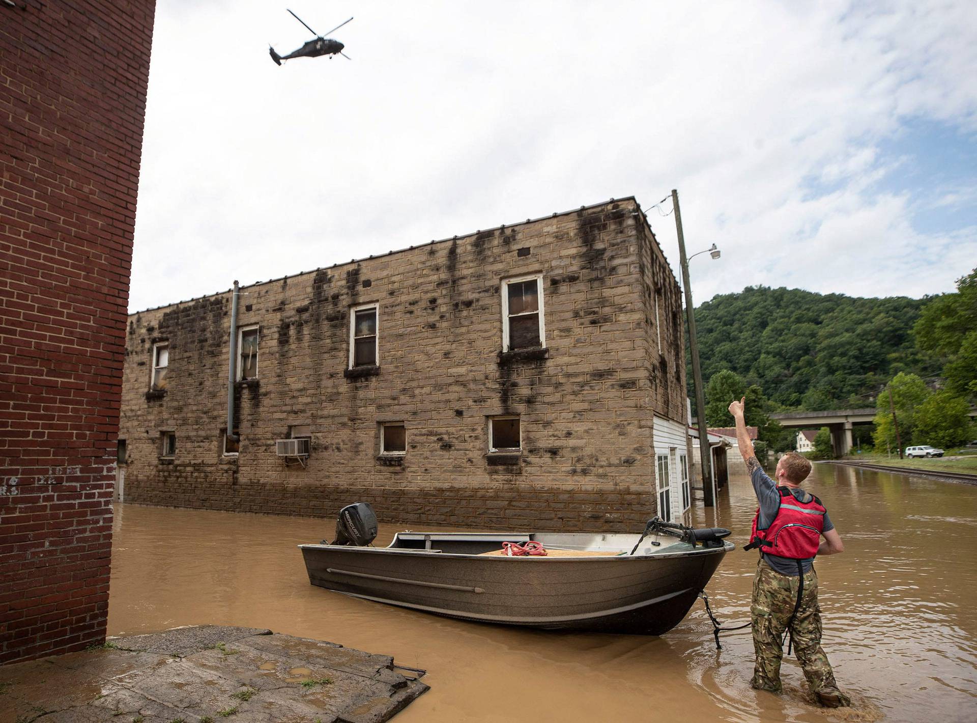 Flooding hits eastern Kentucky