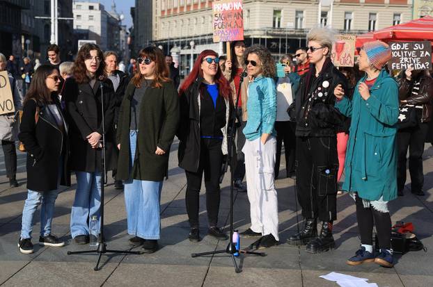 Zagreb: Muška molitva i popratni prosvjed na glavnom gradskom trgu