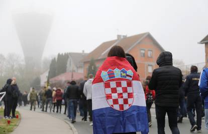 Na obljetnicu pada Vukovara pjesmama i videima veličao četnike i osporavao zločine