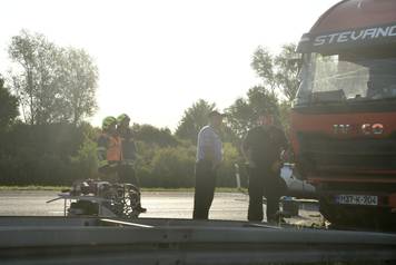 Zagreb: Lan&ccaron;ani sudar na autocesti A3 kod Rugvice, jedna osoba poginula