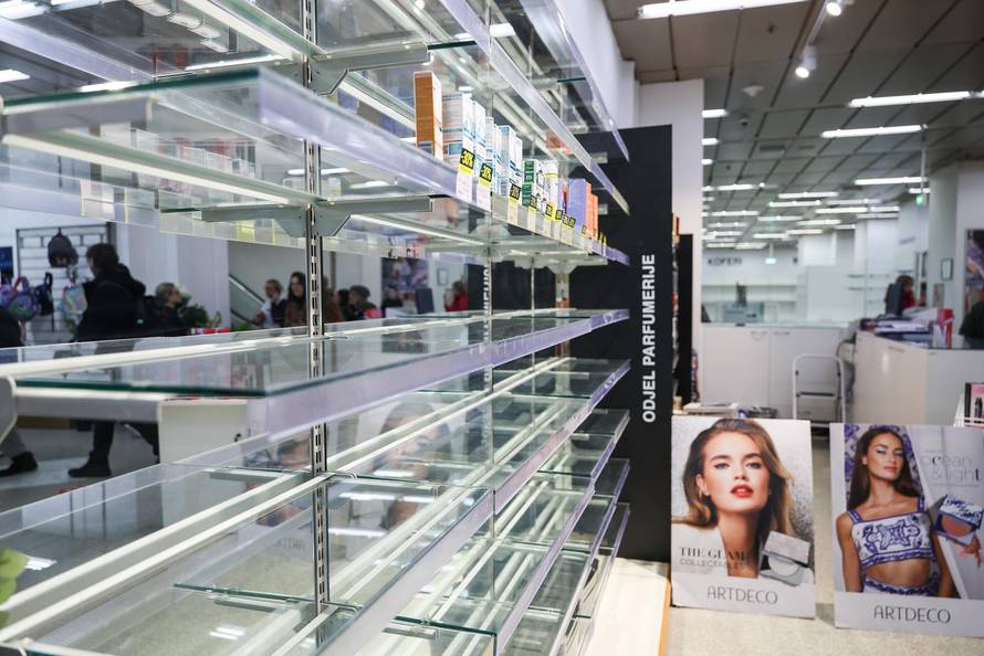 Zagreb: Nakon 145 godina Nama je zauvijek  zatvorila svoja vrata 