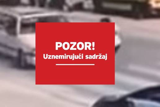 ŠOKANTAN VIDEO: 'Pokosio' je ženu na zebri, čudom preživjela