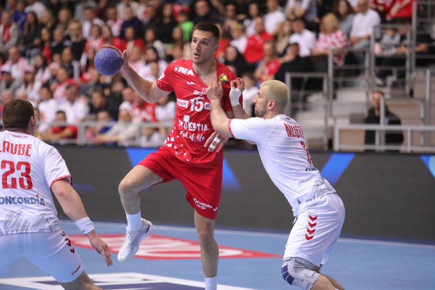 Osijek: Prijateljska utakmica između Hrvatske i Švicarske