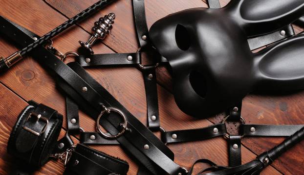 FOTO Tamnica požuda: Domine otkrile zašto im muškarci dolaze na 'seanse'. Evo tko su klijenti