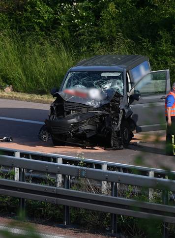 Serious accident on A14 near Halle