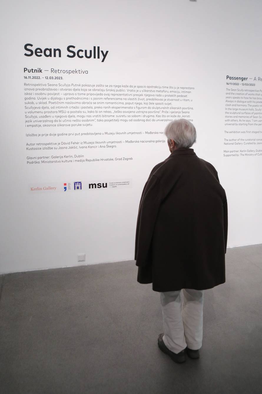 Zagreb: Otvorena retrospektivna izložba "Putnik" slikara Seana Scullyja