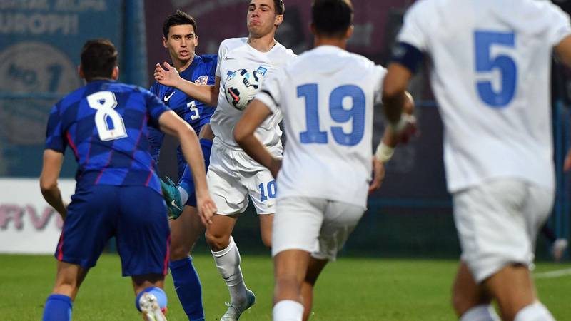 Mladi 'vatreni' kreću po prvu pobjedu: Olić dobio Vuškovića, radi jednu promjenu u prvih 11!?