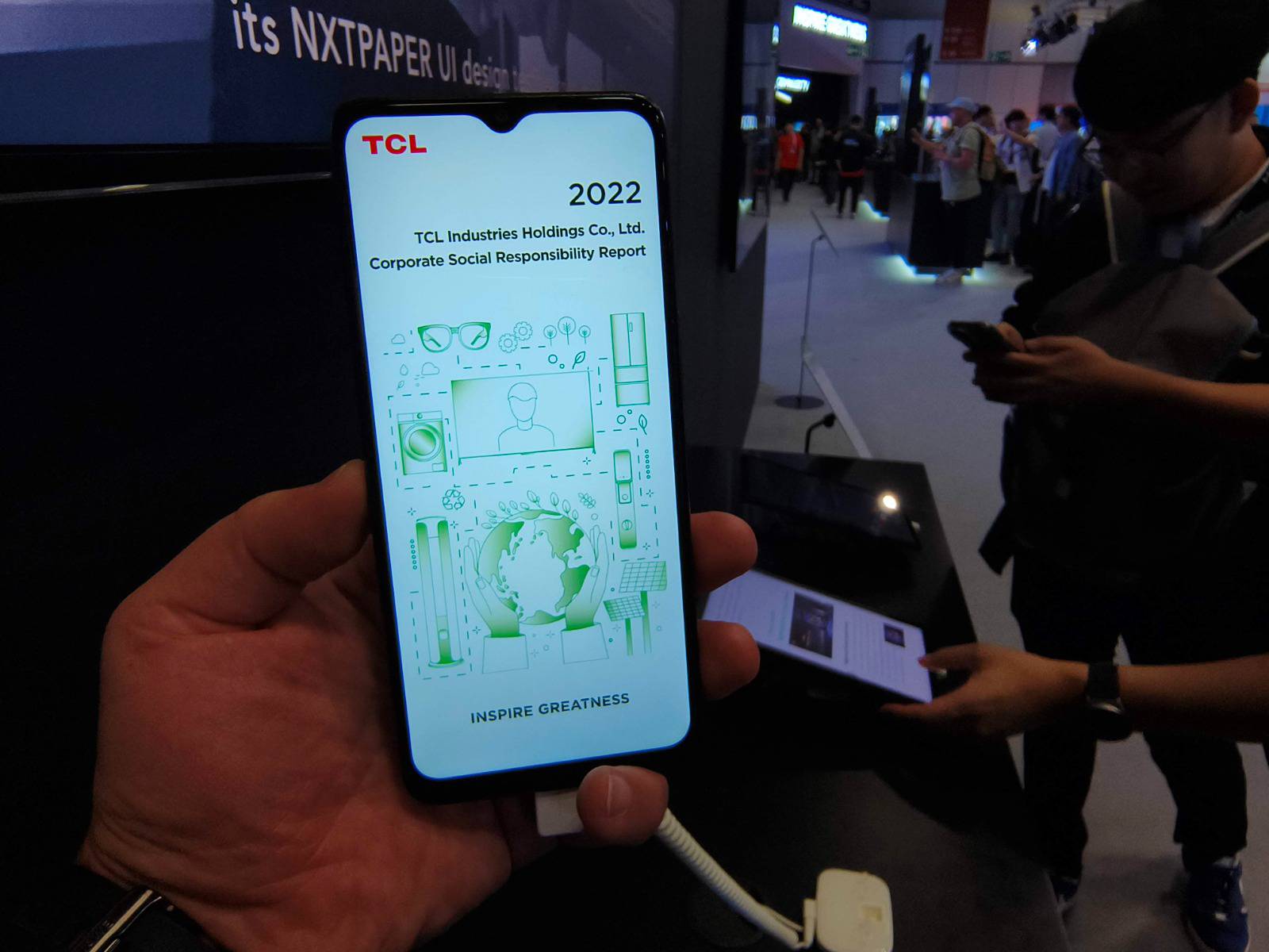 Ekran kao nacrtan: TCL ima novi Nxtpaper telefon koji čuva  oči