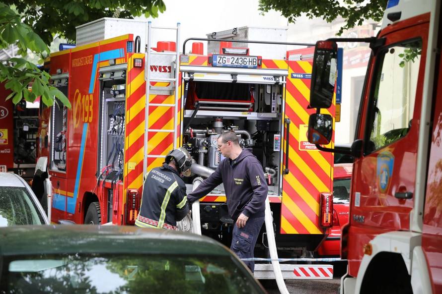 S dimnjaka se proširilo na cijeli krov: Gorjela pivnica u Zagrebu