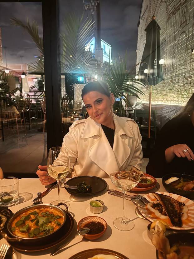 FOTO Bujnim oblinama prošle godine iznenadila obožavatelje, svi ju pamte kao vitku slatkicu