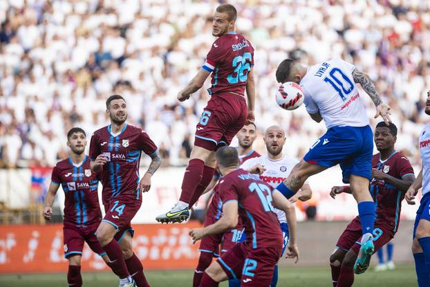 Split: Stadion Poljud,  Finale Hrvatskog nogometnog  kupa,  Hajduk izjednačio: Ferro krasno zakucao glavom