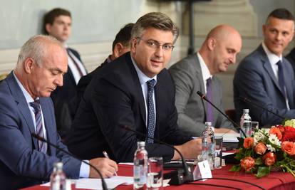 Plenković: Izgradnja Pelješkog mosta sinteza je ideje 16+1