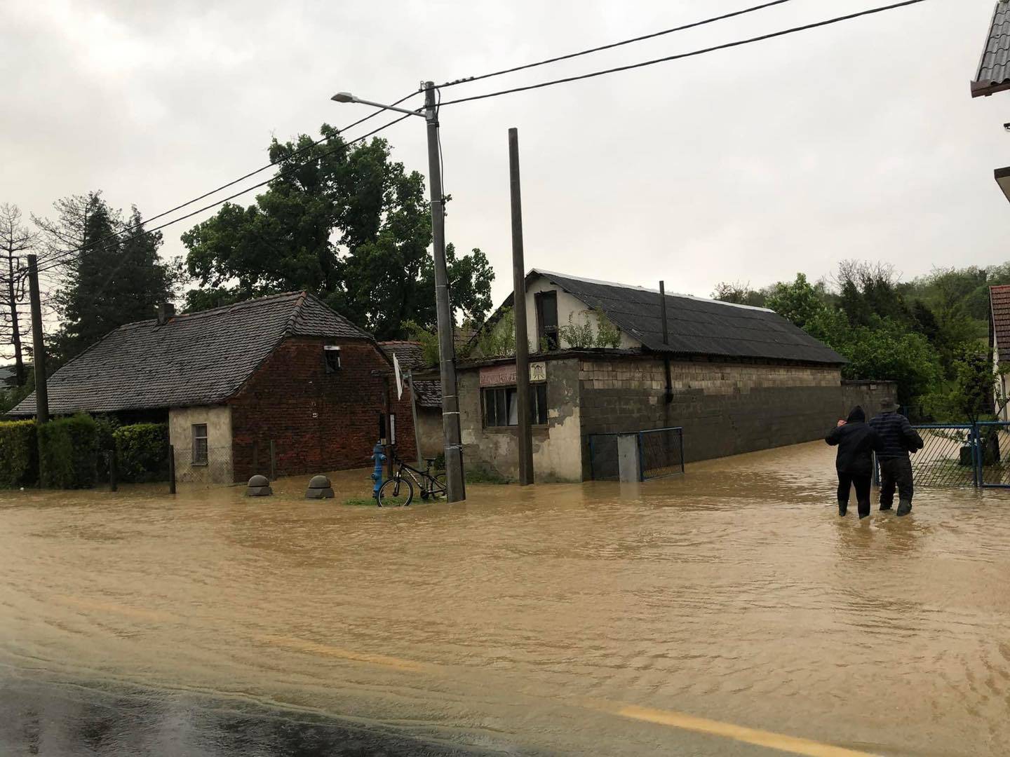 FOTO Kaos i na sjeveru, brojne ceste i kuće poplavile. Stričak: Strašno, sve snage su na terenu