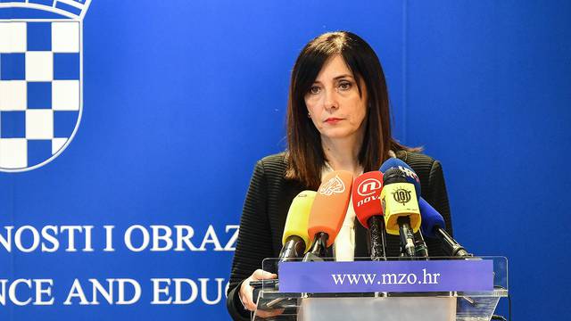 Zagreb: Ministrica Divjak na izvanrednoj konferenciji o laÅ¾nim diplomama