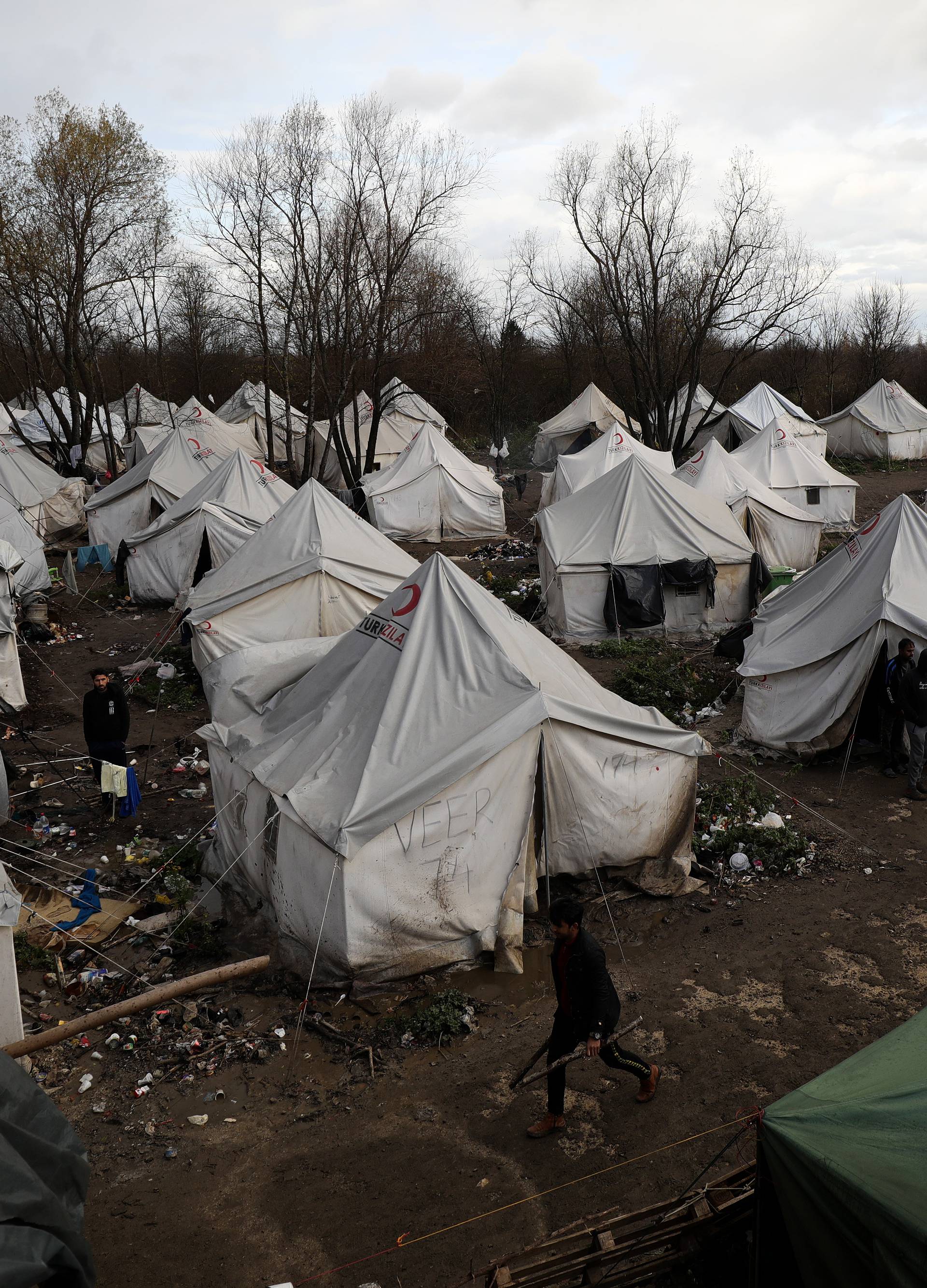 Žele preživjeti igru: 'Sudbine svih nas u rukama su AliBabe'