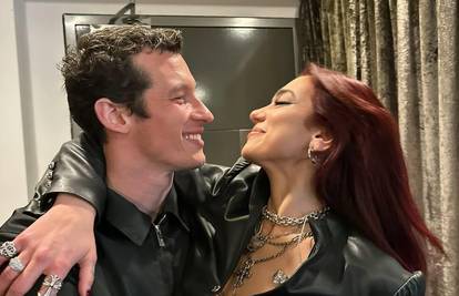 Dua Lipa otkrila: 'Da, istina je. Zaručila sam se i presretna sam'