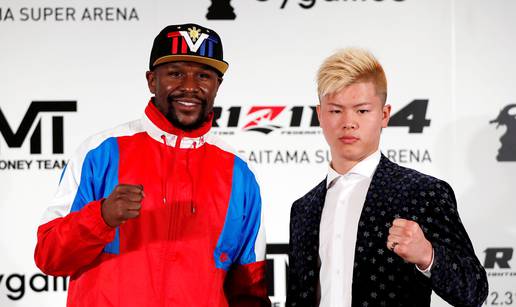 Show u Japanu! Mayweather je rasplakao i razbio Nasukawu...