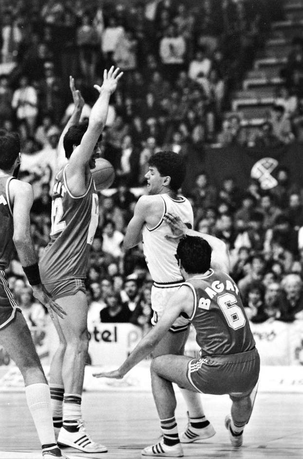 Povijesna utakmica kada je KK Zadar pobijedio KK Cibona u finalu Prvenstva Jugoslavije, 26.4.1986.