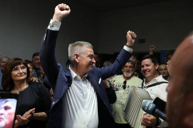 Pula: Doček izbornih rezultata u stožeru Borisa Miletića