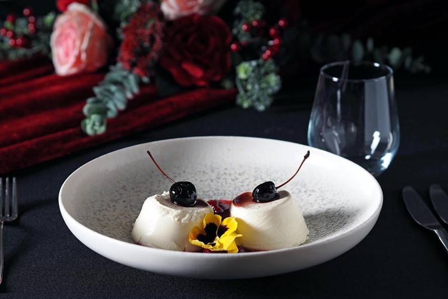 Zdjela Cabaret u Zagrebu ima premijeru na Valentinovo...