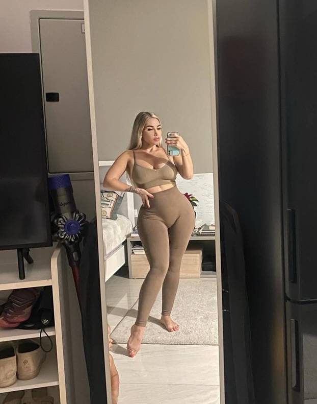 FOTO Mlada mama pokazala sve: Pogledajte zašto je Alina hit na društvenim mrežama...