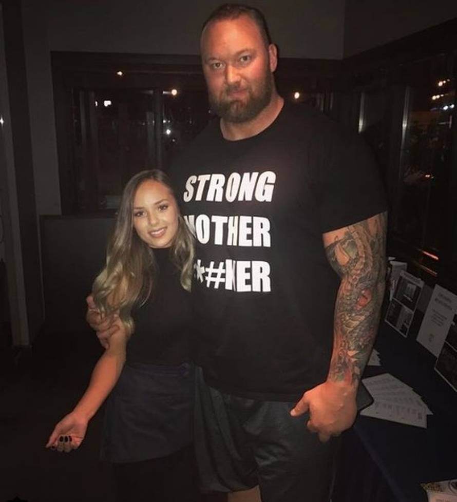 Thor i žena čekaju dijete: Na fotki ultrazvuka beba drži uteg