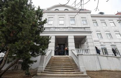 Centar za građansku hrabrost: 'U Petrovoj nema pobačaja!' Iz bolnice kažu: 'To nije istina'