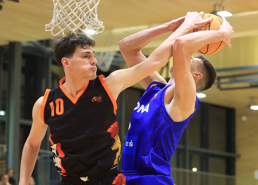 Zabok: Četvrtfinalna utakmica Kupa Kresimir Cosic za košarkaše, KK Cibona - KK Marsonia